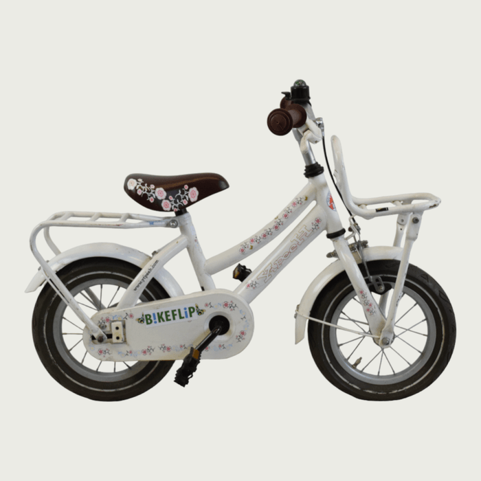 12.177 - BikeFlip, , kinderfiets, 12 inch fiets, witte fiets, terugtraprem, handrem, kabelslot, kinderfiets wit