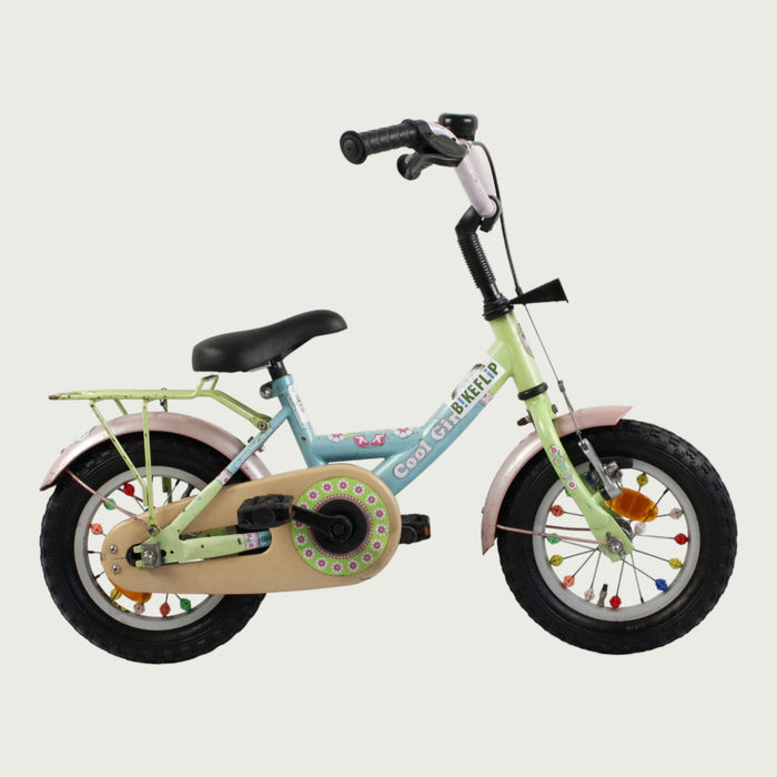 12.79 - BikeFlip, 12 inch kinderfiets, lichtgroen en blauw fiets, terugtraprem, handrem, kabelslot, stoer, creatief design
