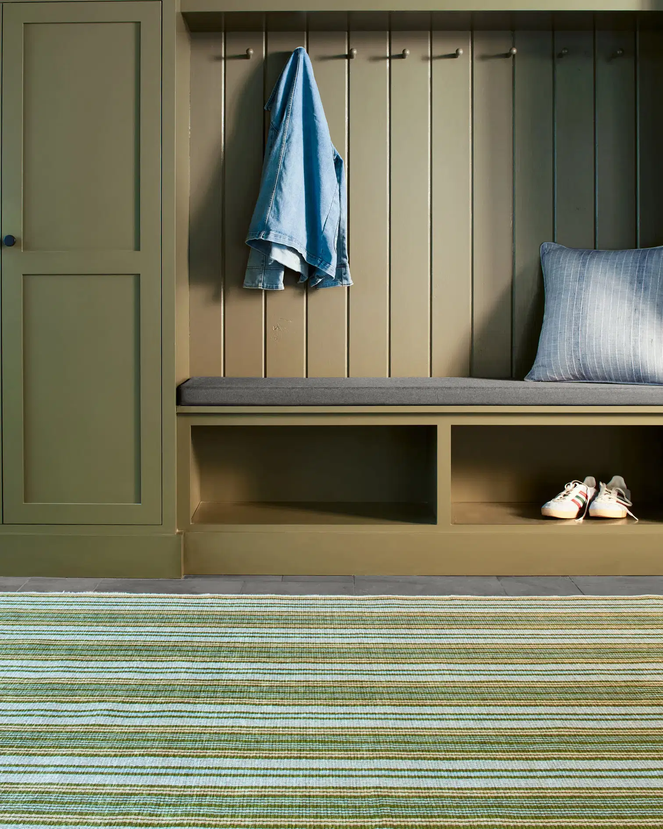 annie selke Caravan Stripe Machine Washable Rug 4'x6'