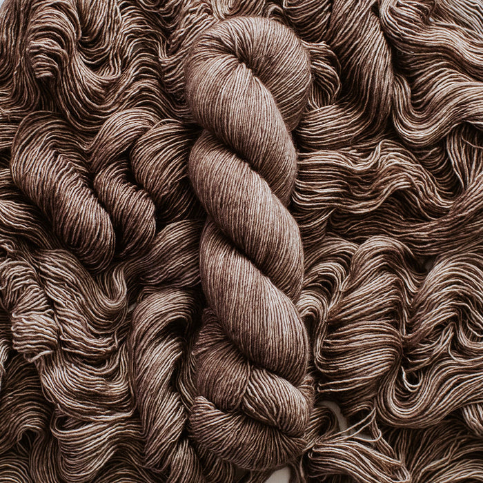 "Castle Leoch" Hand-dyed Yarn