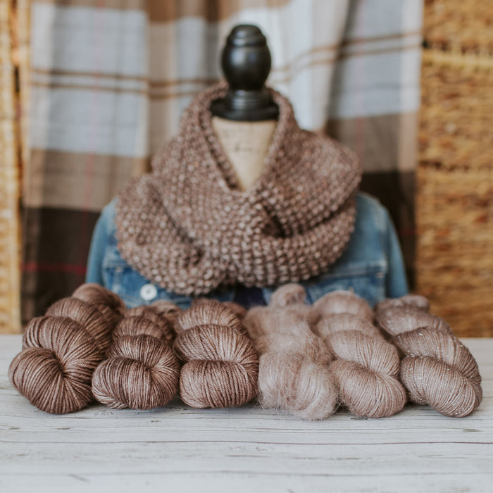 "Castle Leoch" Hand-dyed Yarn