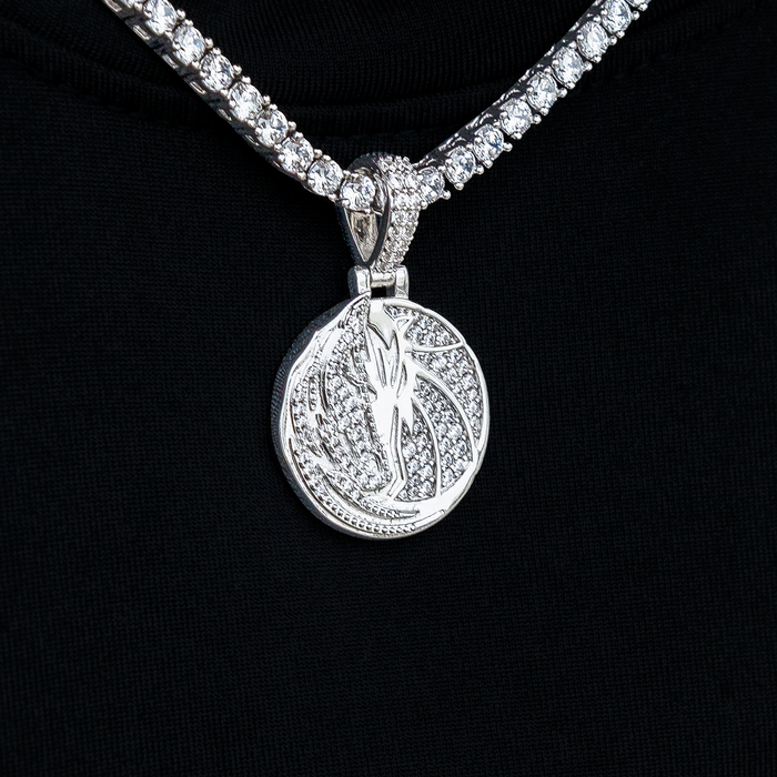 Dallas Mavericks Official NBA Micro Logo Pendant in White Gold