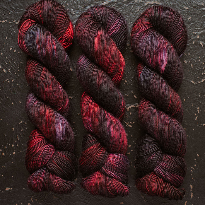 "Draco" Hand-Dyed Yarn – Dragon Collection