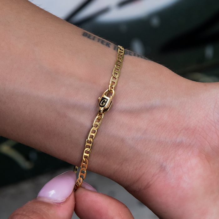 Micro Flat Valentina Bracelet in Yellow Gold- 2mm