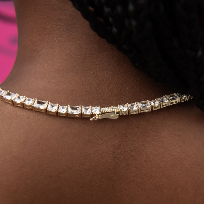 Multi Stone Lariat Necklace in Yellow Gold