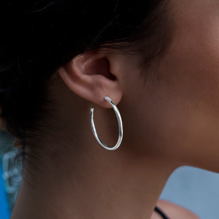 Plain Hoop Earrings in White Gold