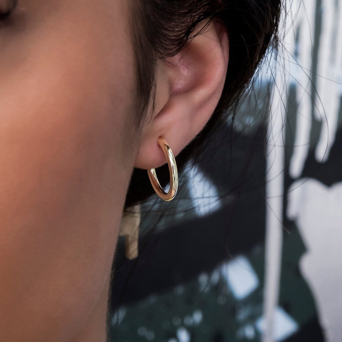 Plain Hoop Earrings in Yellow Gold