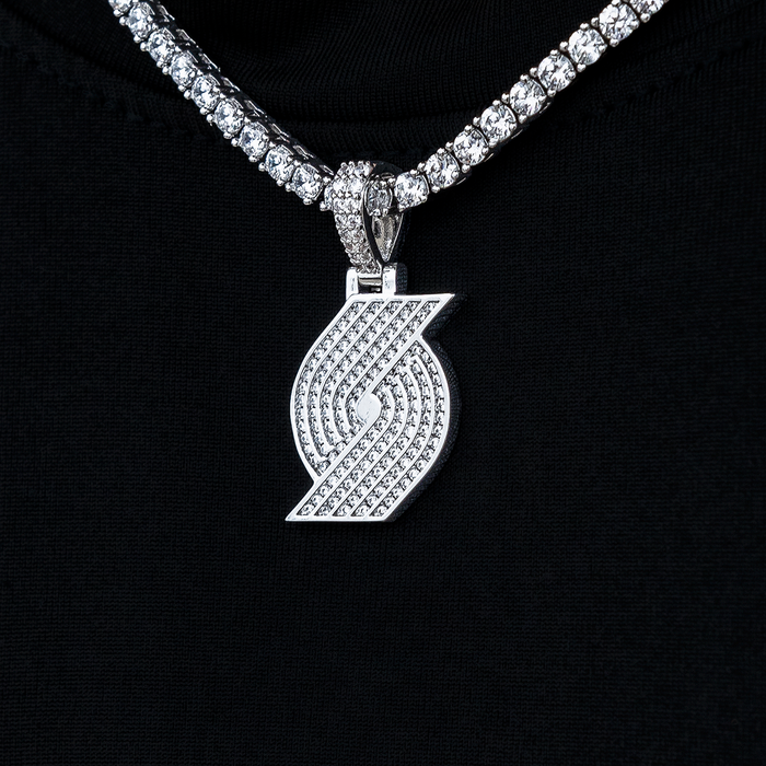 Portland Trail Blazers Official NBA Micro Logo Pendant in White Gold