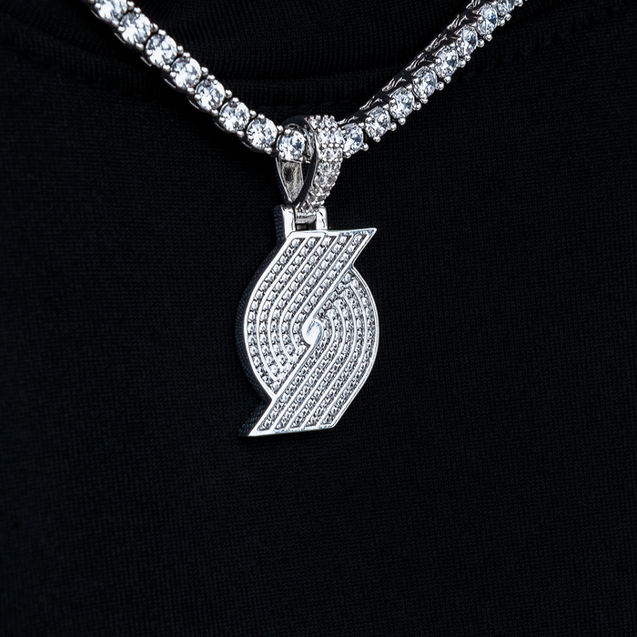Portland Trail Blazers Official NBA Micro Logo Pendant in White Gold