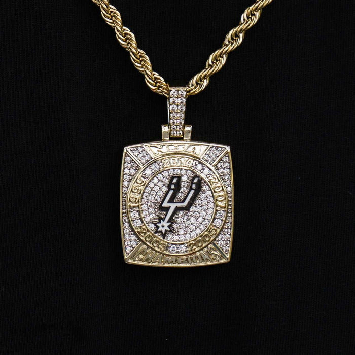 San Antonio Spurs Championship Pendant - Yellow Gold