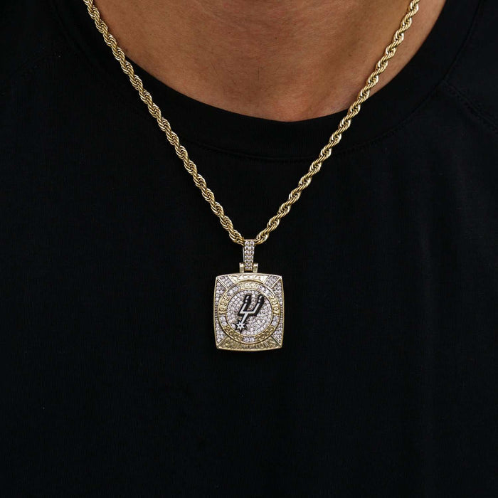 San Antonio Spurs Championship Pendant - Yellow Gold