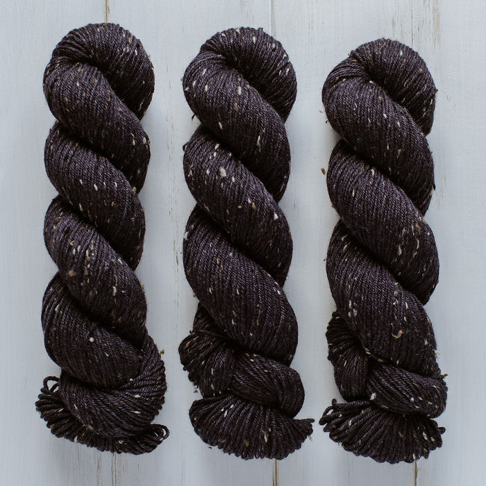 "Soil" Tweed Hand-Dyed Yarn – Garden Collection