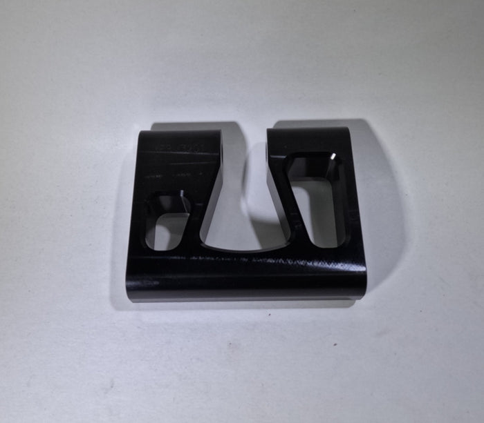 Strut mount block, M10