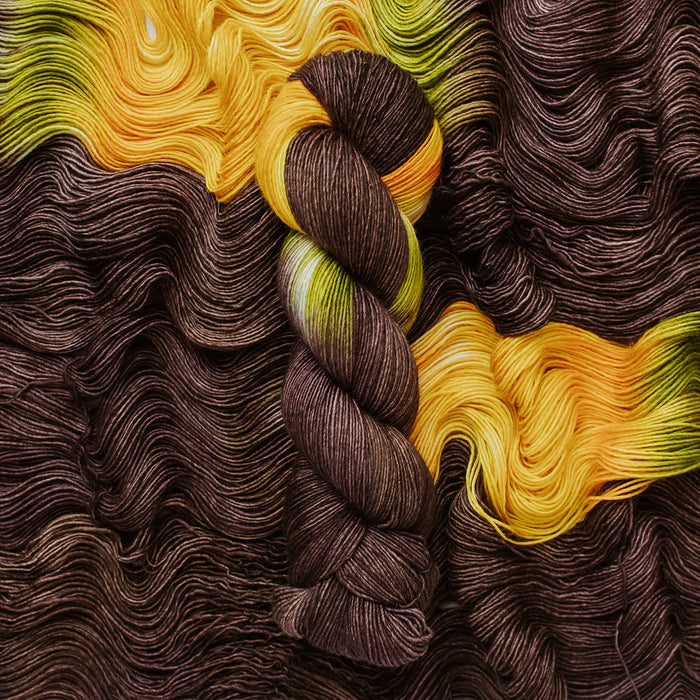 "Sunflower" Assigned Pooling Hand-Dyed Yarn – Garden Collection