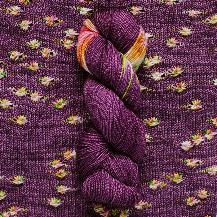 "Versailles" Assigned Pooling Hand-dyed Yarn